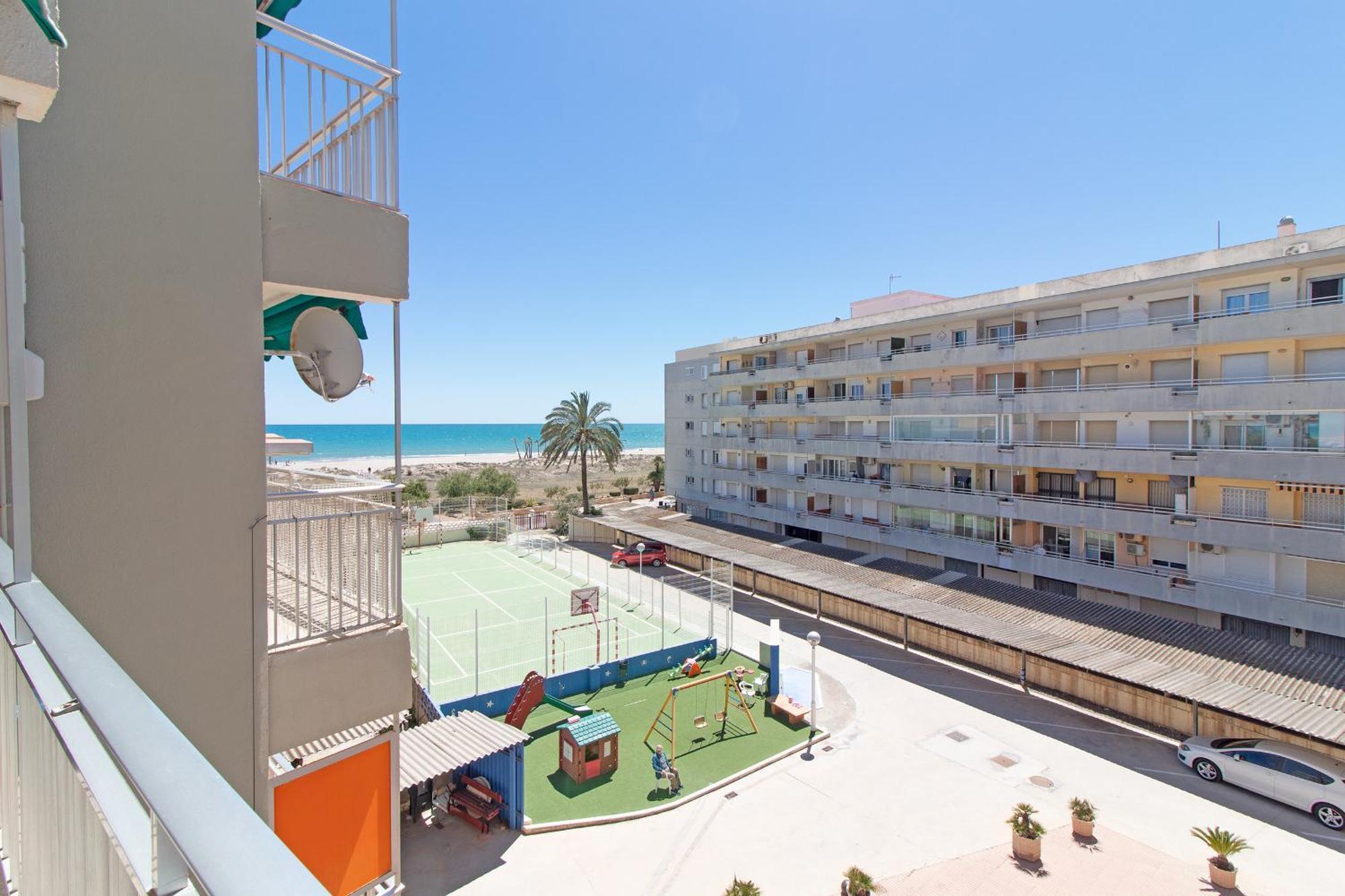 Global Properties, Las Dachas 1 - Apartamento En Primera Linea De Playa Канет-де-Беренгер Экстерьер фото